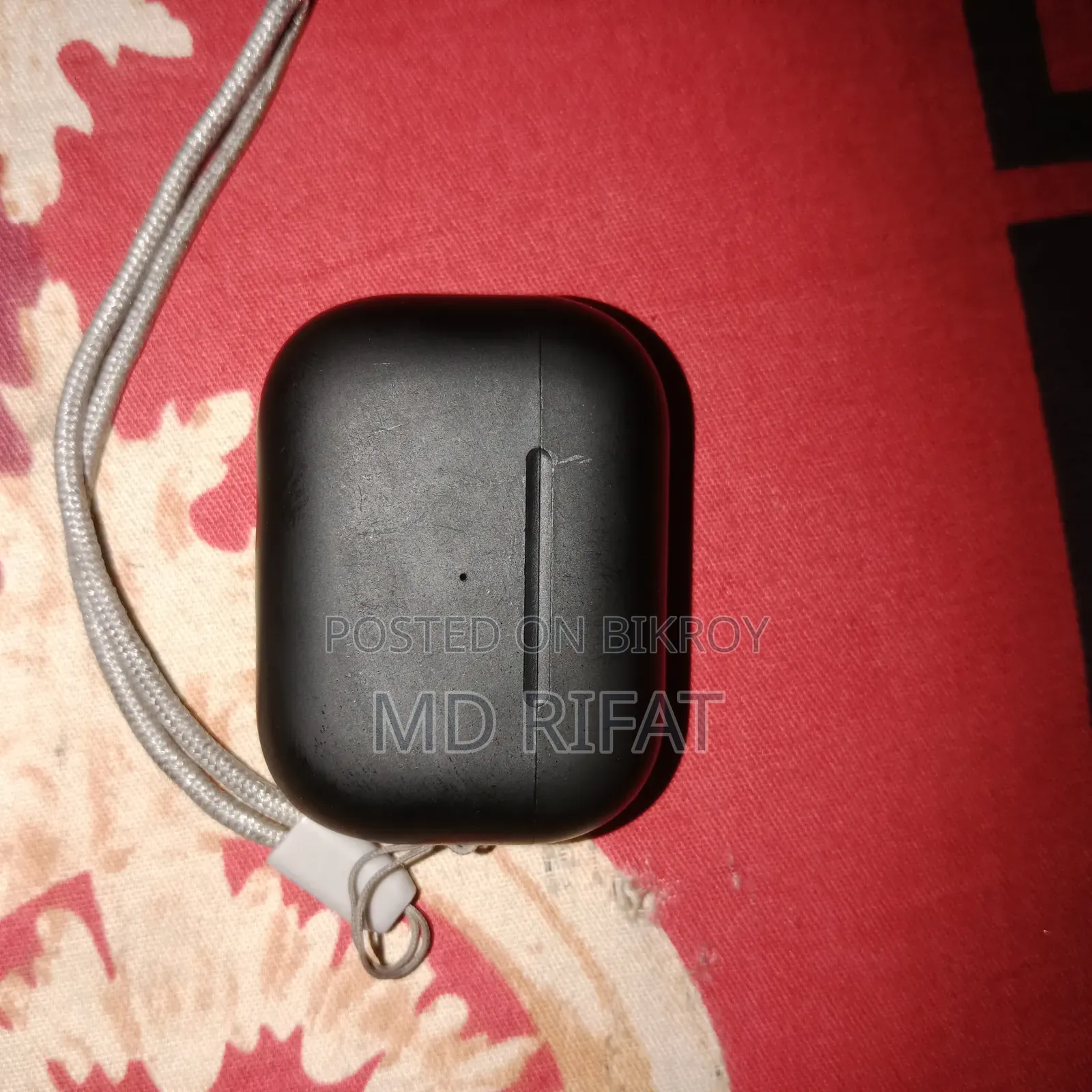 Emergency Sell headphone