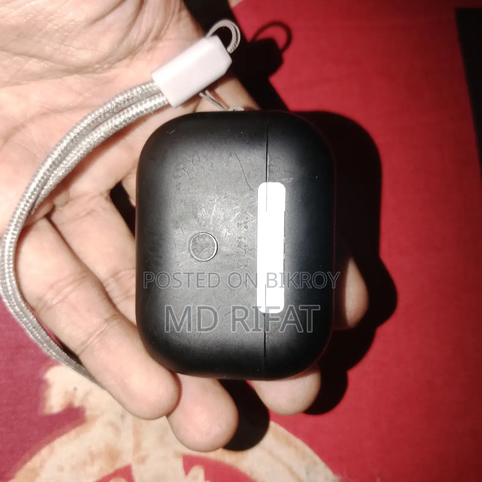 Emergency Sell headphone