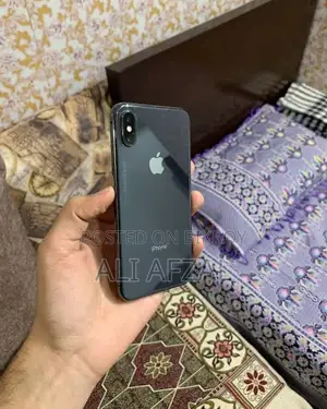 Apple iPhone X 64 GB Black