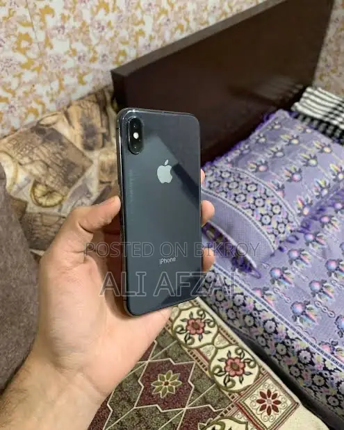 Apple iPhone X 64 GB Black