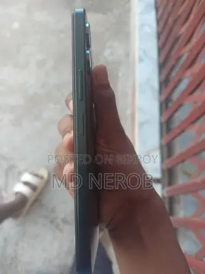 Vivo Y19 128 GB Black