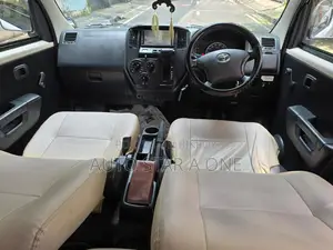 Toyota Noah 2017 White