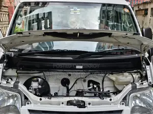 Toyota Noah 2017 White