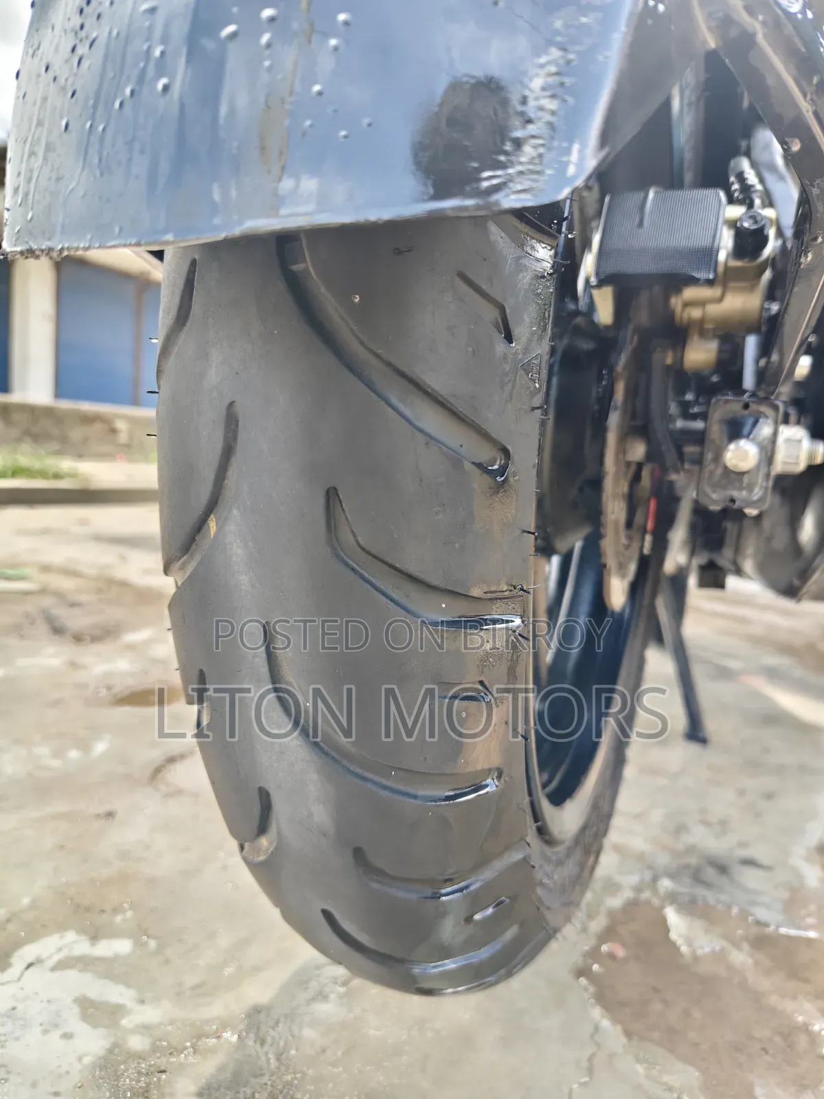TVS Apache RTR 160 4V 2026 Black