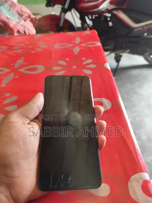 অনার ২০০ ২৫৬ জিবি হোয়াইট