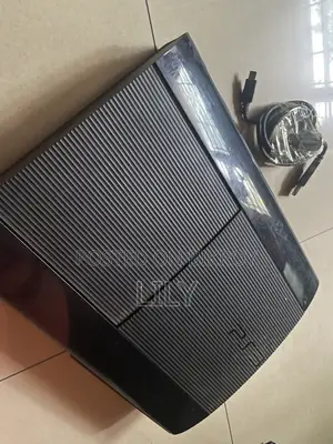 প্লেস্টেশন ৩ সুপার স্লিম কনসোল (বর্ণনা পড়ুন)
