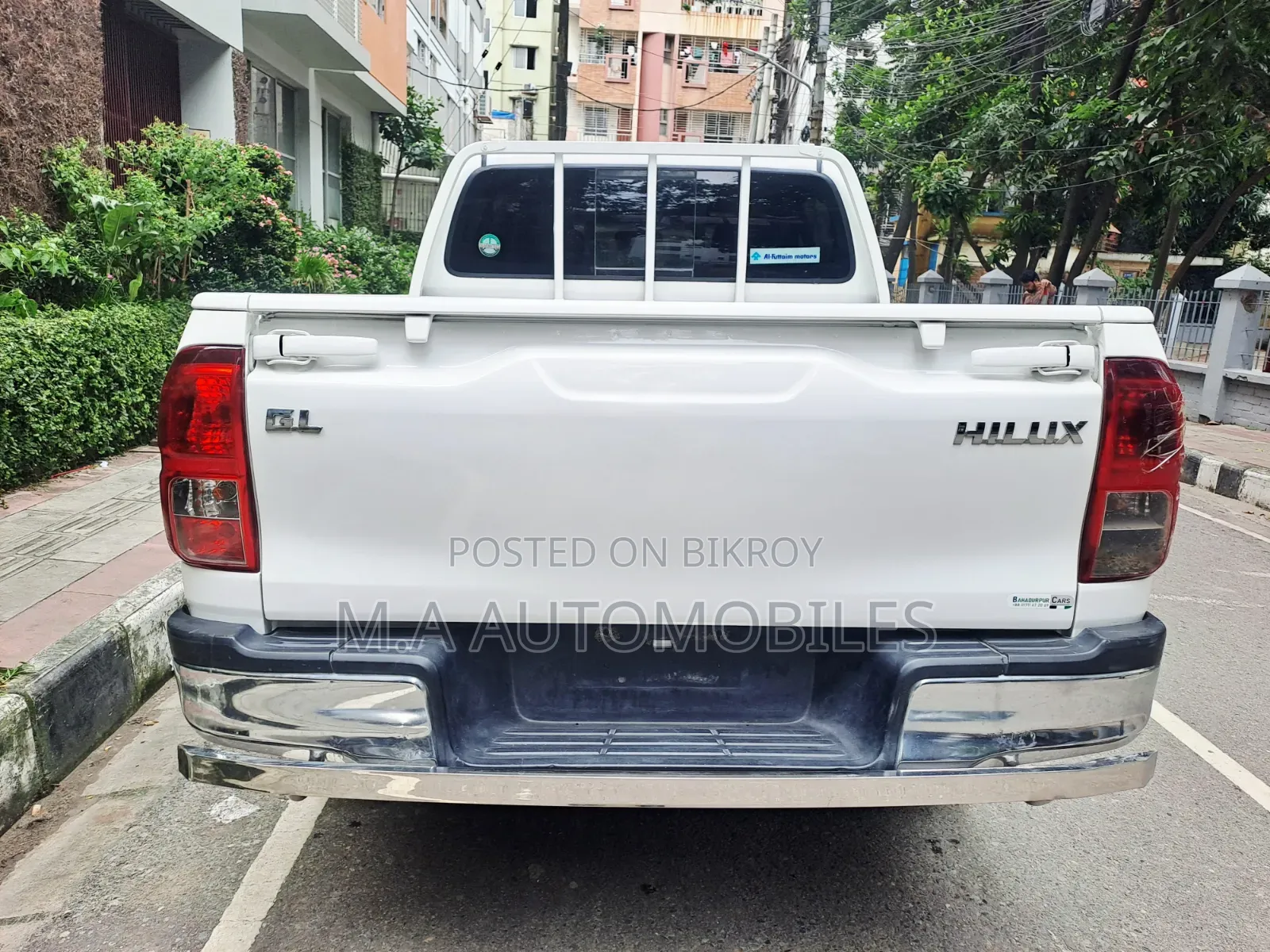 Toyota Hilux 2017 White