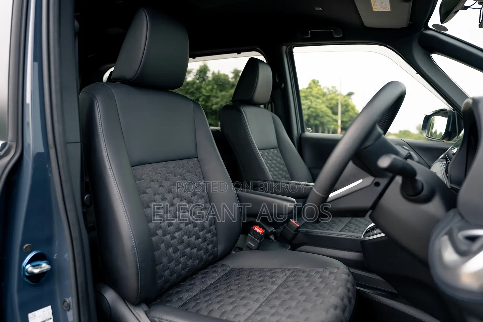 Toyota Voxy 2022 Gray