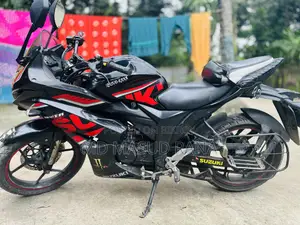সুজুকি জিক্সার এসএফ ২০১৯ কালো