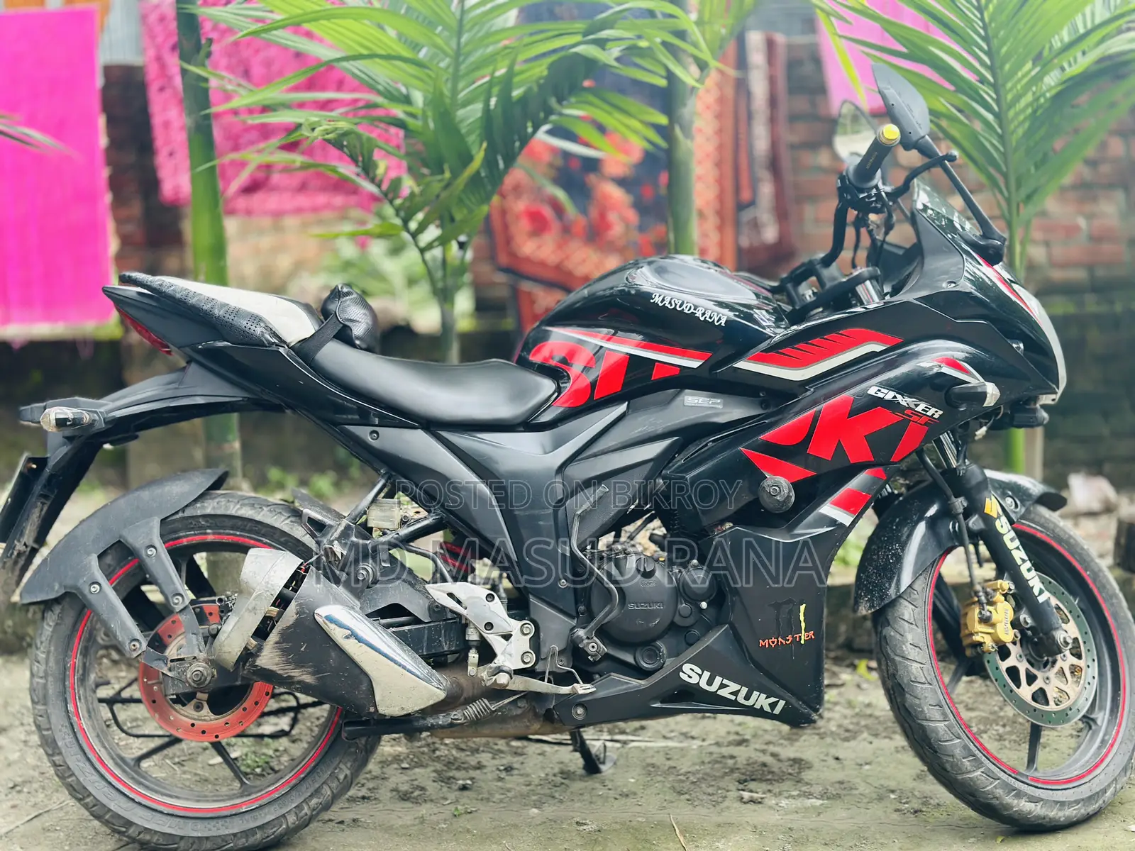 সুজুকি জিক্সার এসএফ ২০১৯ কালো