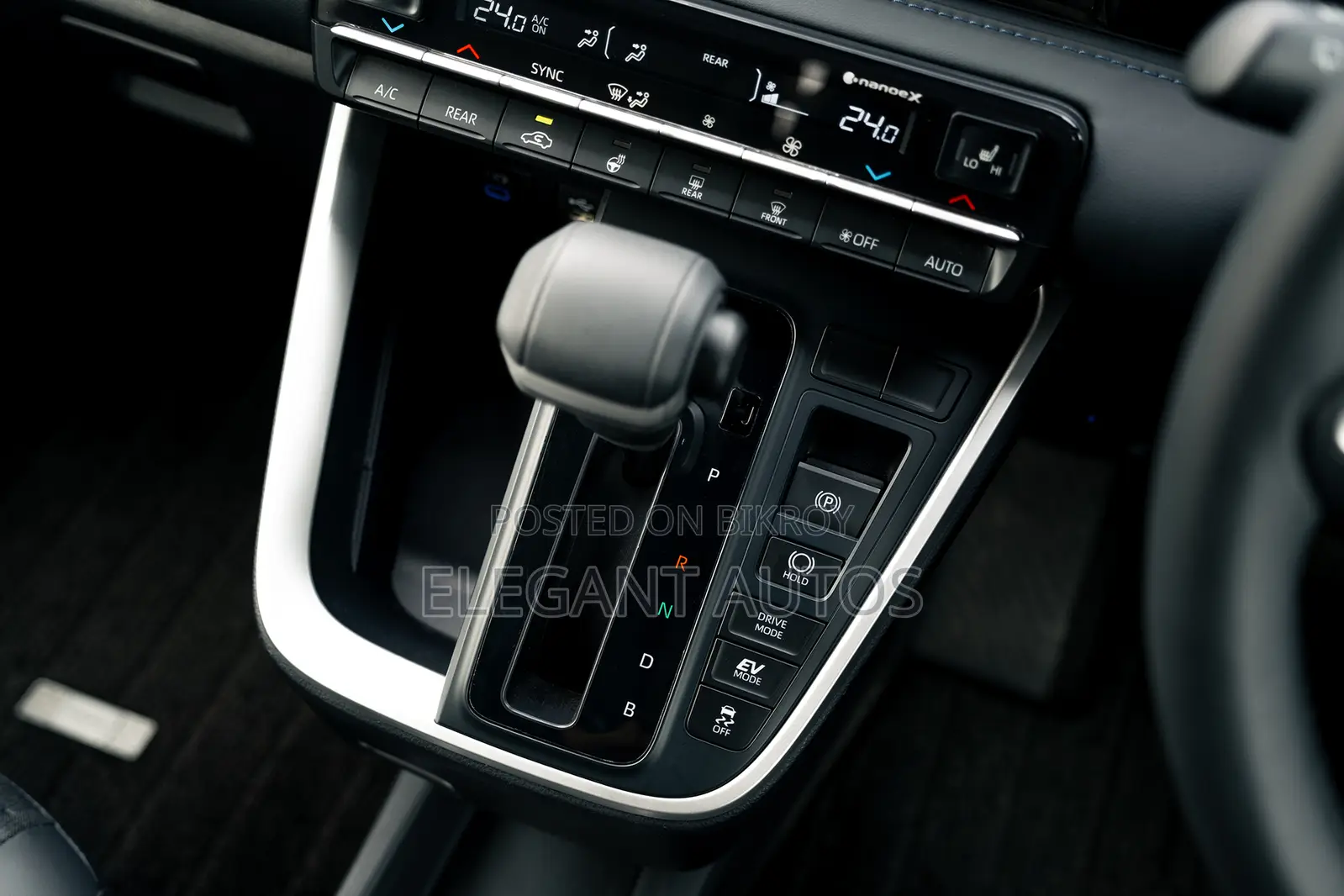Toyota Voxy 2022 Gray