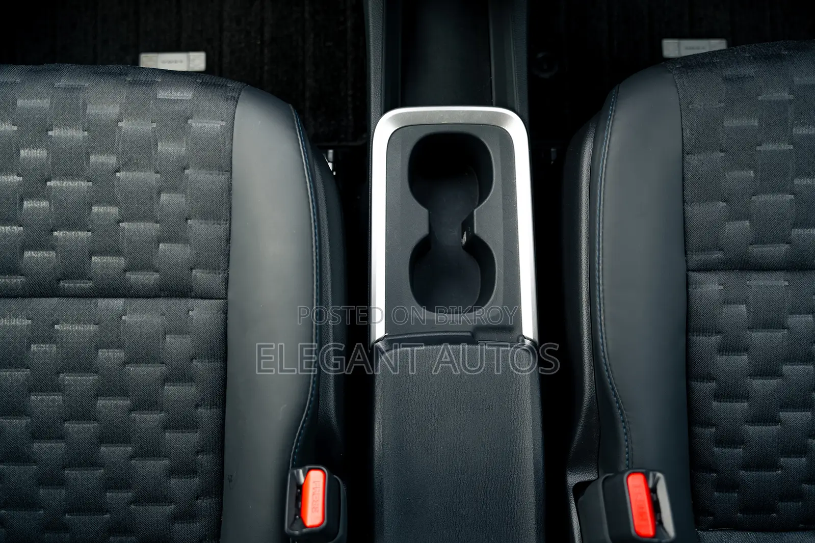 Toyota Voxy 2022 Gray