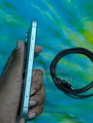 Apple iPhone 15 256 GB Green