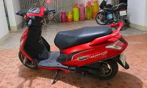 Hero Maestro Edge 110 2025 Red