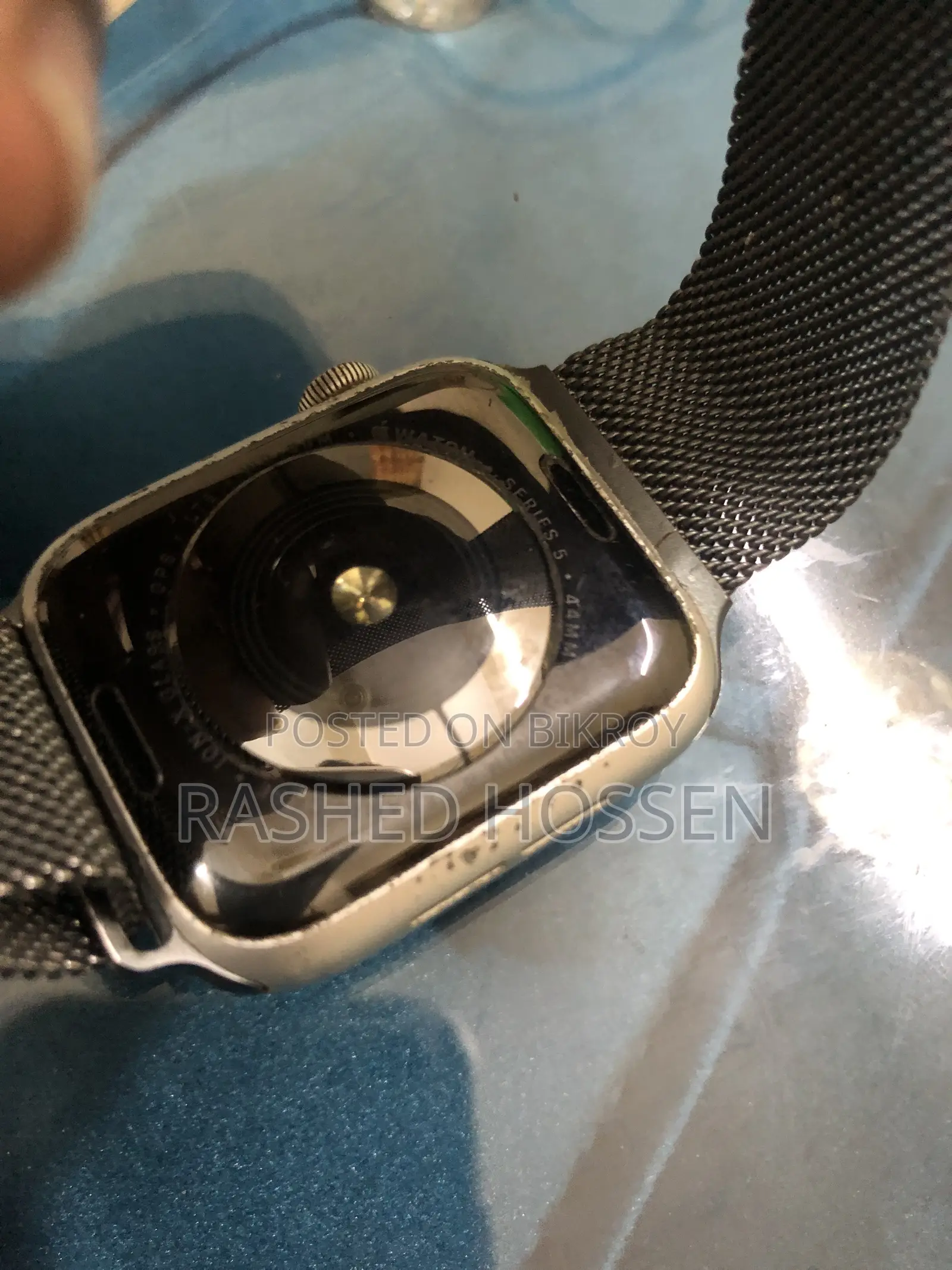 অ্যাপল ওয়াচ এস৫ ৪৪মিমি ই-সিম জিপিএস