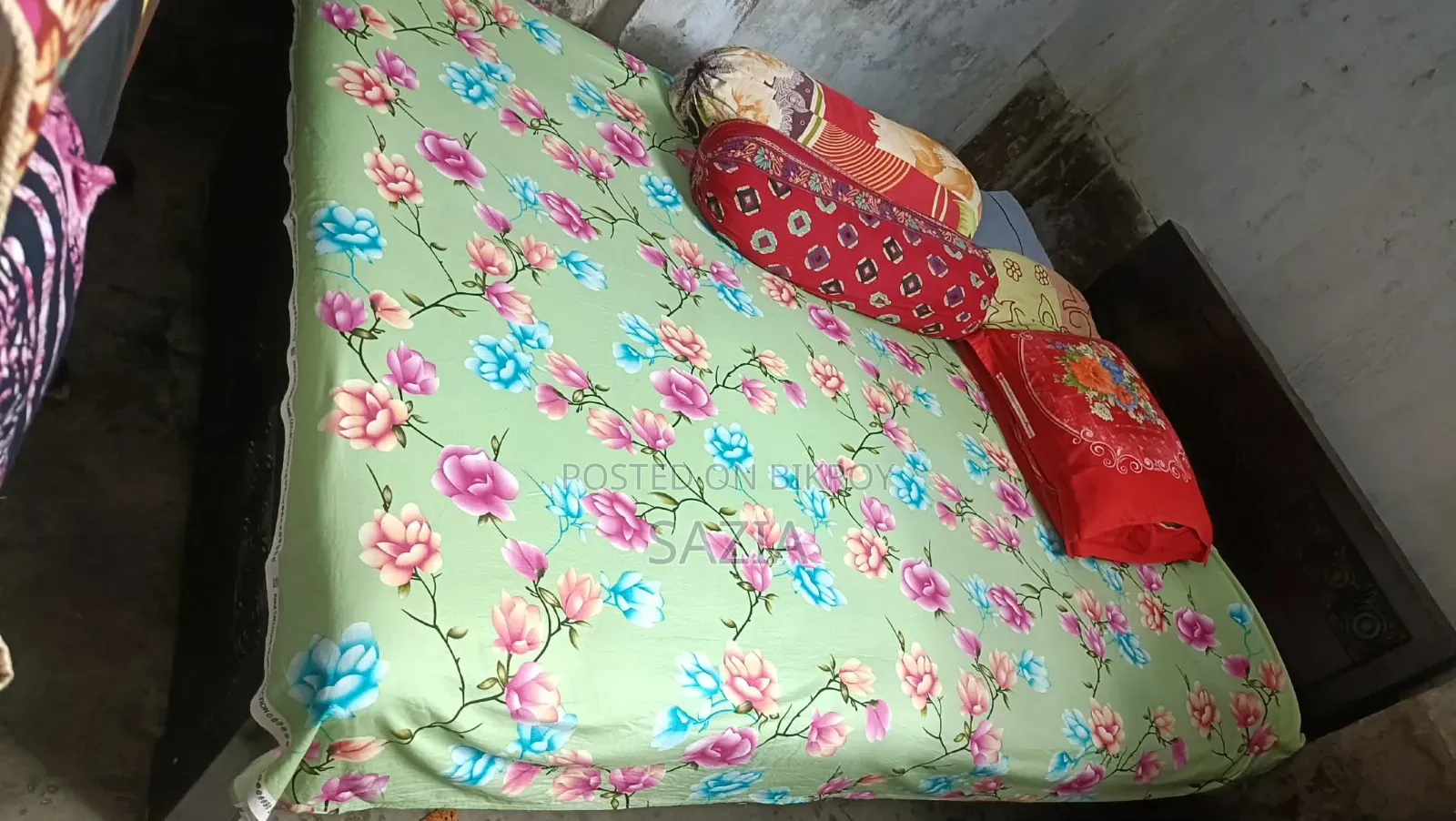 বিছানা বিক্রির জন্য