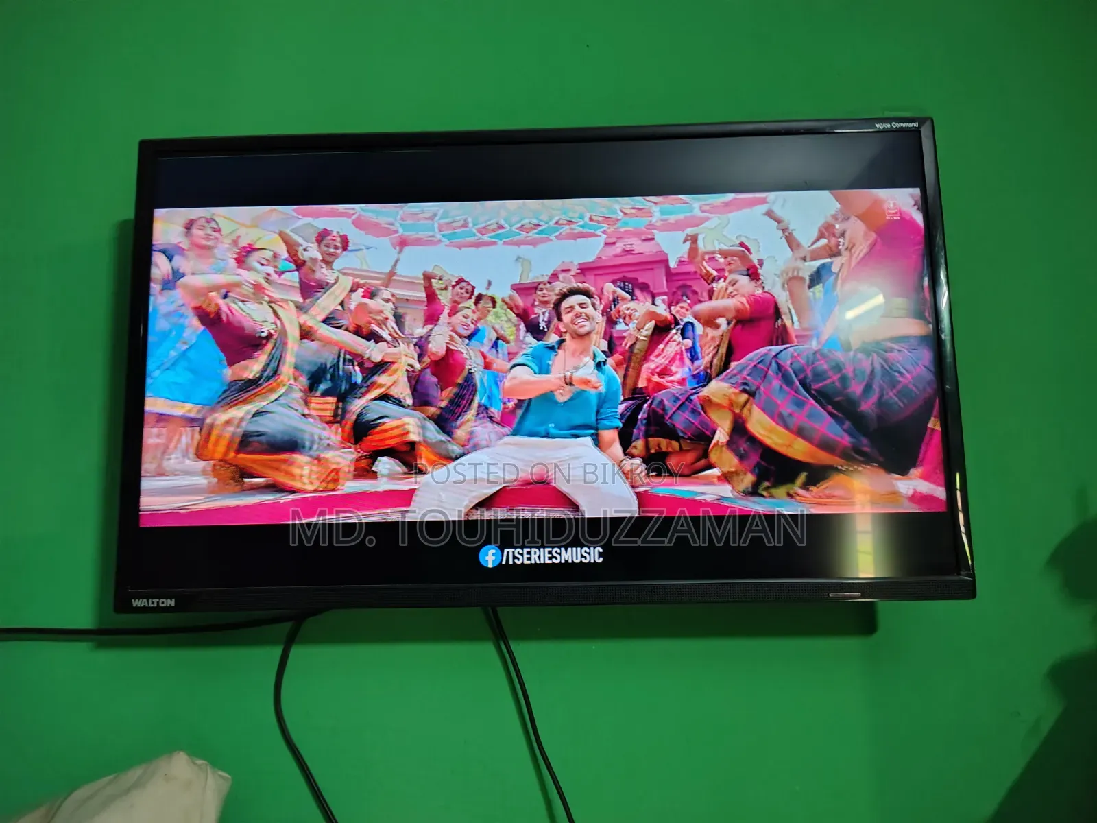 Walton 32 Inch Smart TV