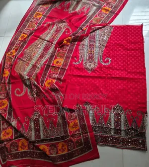 লাহুরি বুটিক ফুল বডিতে ডলারের কাজ করা।