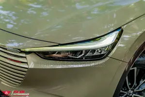 Honda Vezel 2021 Beige