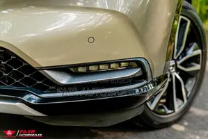 Honda Vezel 2021 Beige