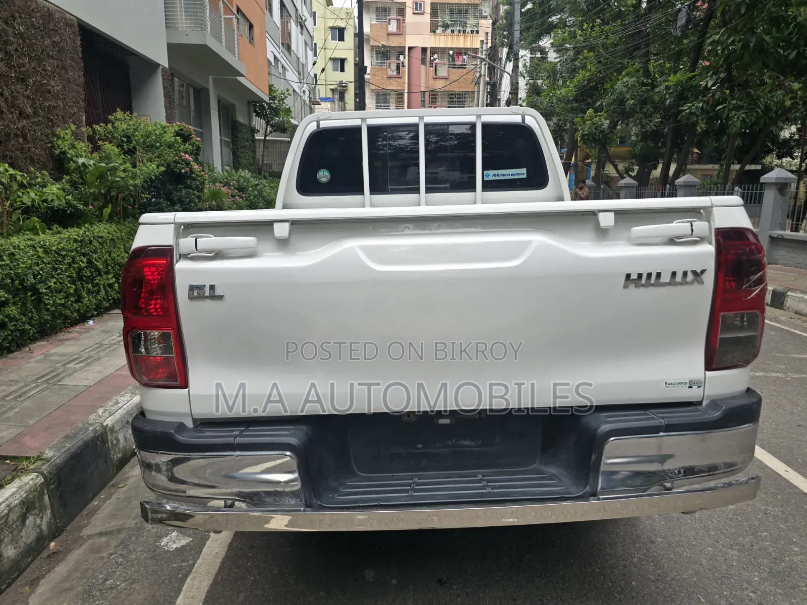 Toyota Hilux 2017 White