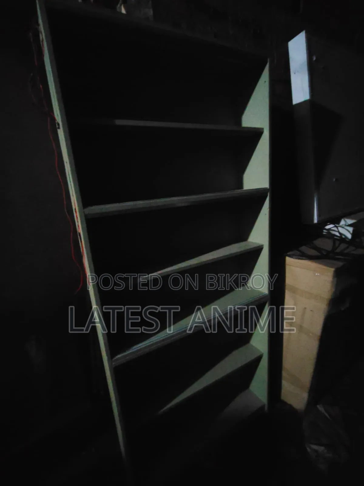 দোকানের আসবাবপত্র