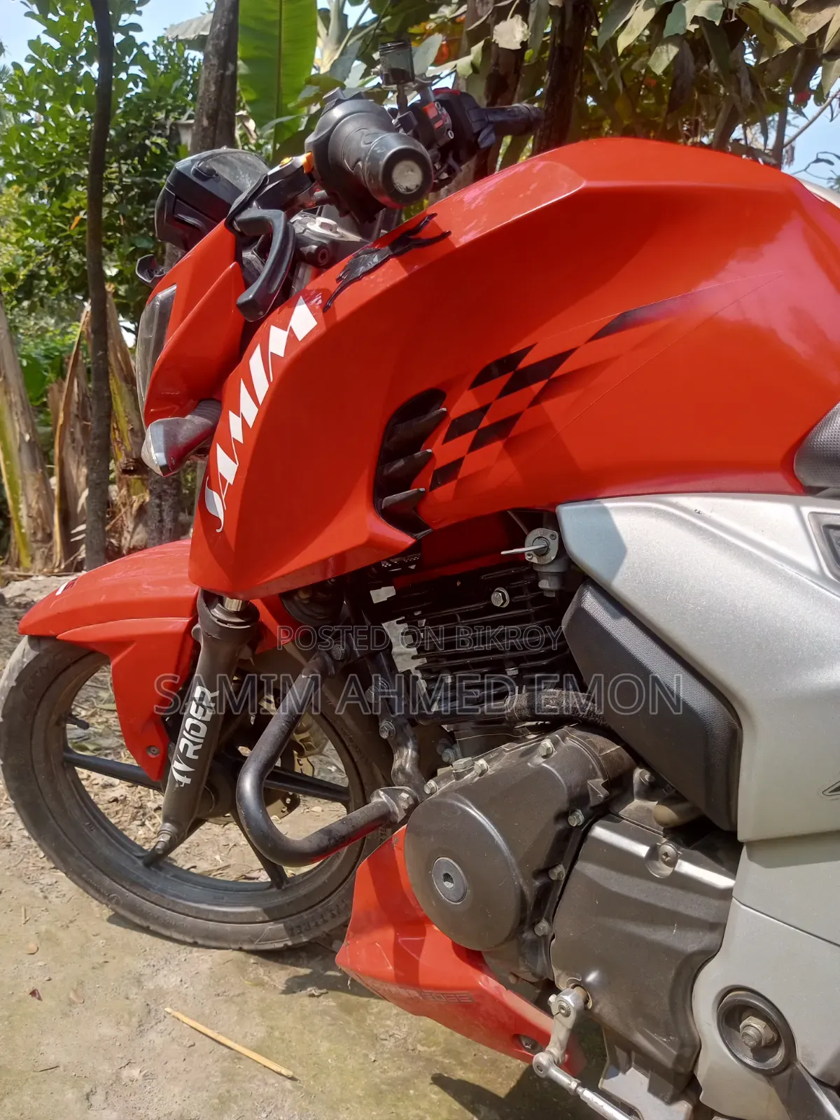 TVS Apache 160 4V 2021 Red