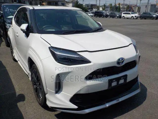 Toyota Yaris Cross 2021 Pearl