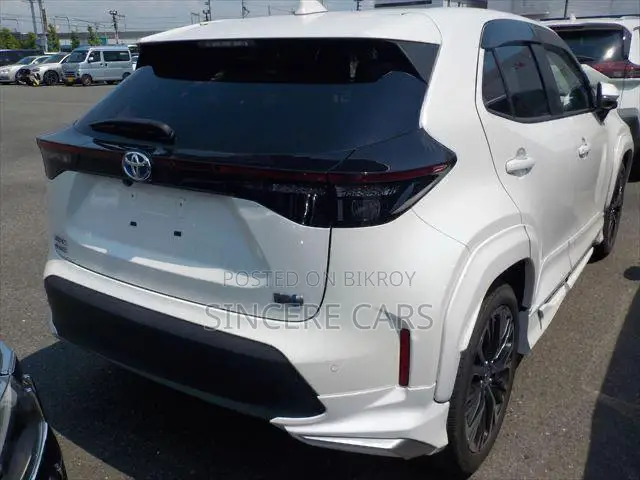Toyota Yaris Cross 2021 Pearl