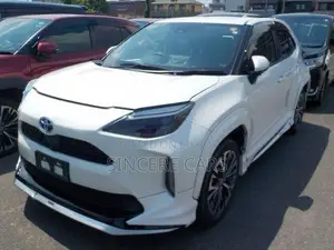 Toyota Yaris Cross 2021 Pearl