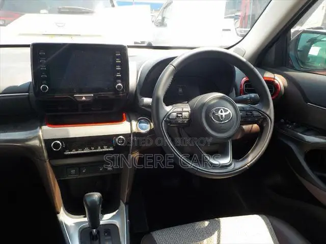 Toyota Yaris Cross 2021 Pearl