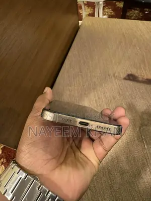 অ্যাপল আইফোন ১৬ প্রো ম্যাক্স ৫১২ জিবি গোল্ড