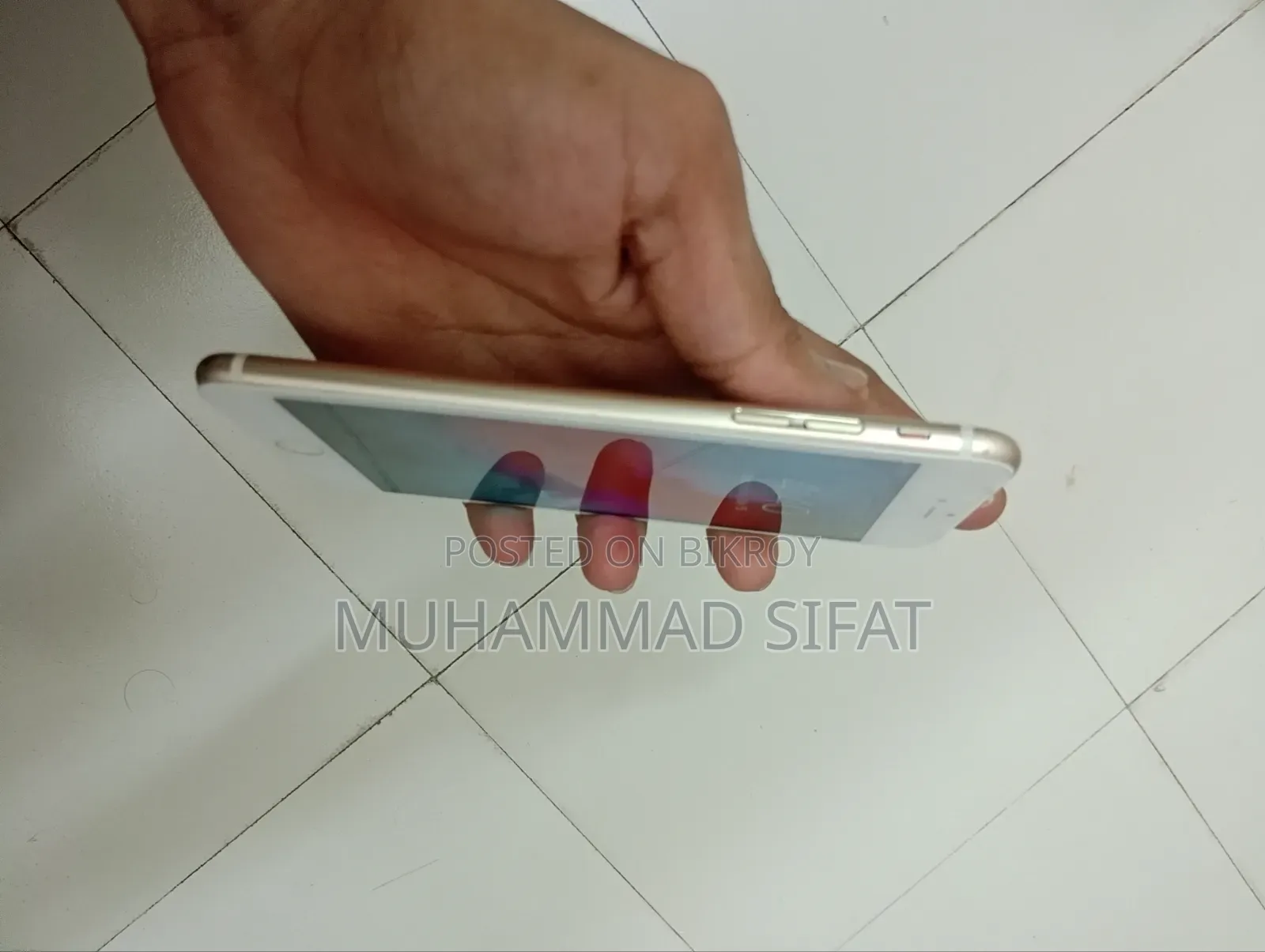 Apple iPhone 6s 64 GB White