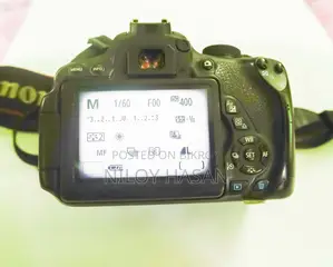 Canon Eos 700d Whit 55-250 Zoom Lence