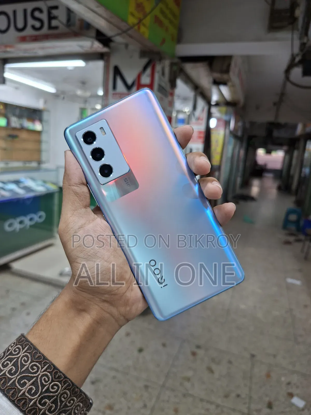 iQOO 128 GB Purple