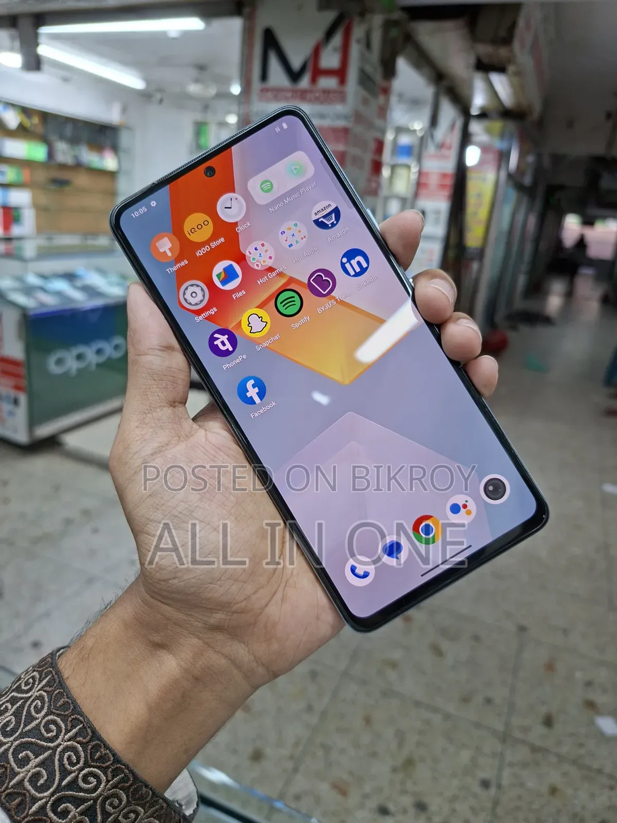 iQOO 128 GB Purple