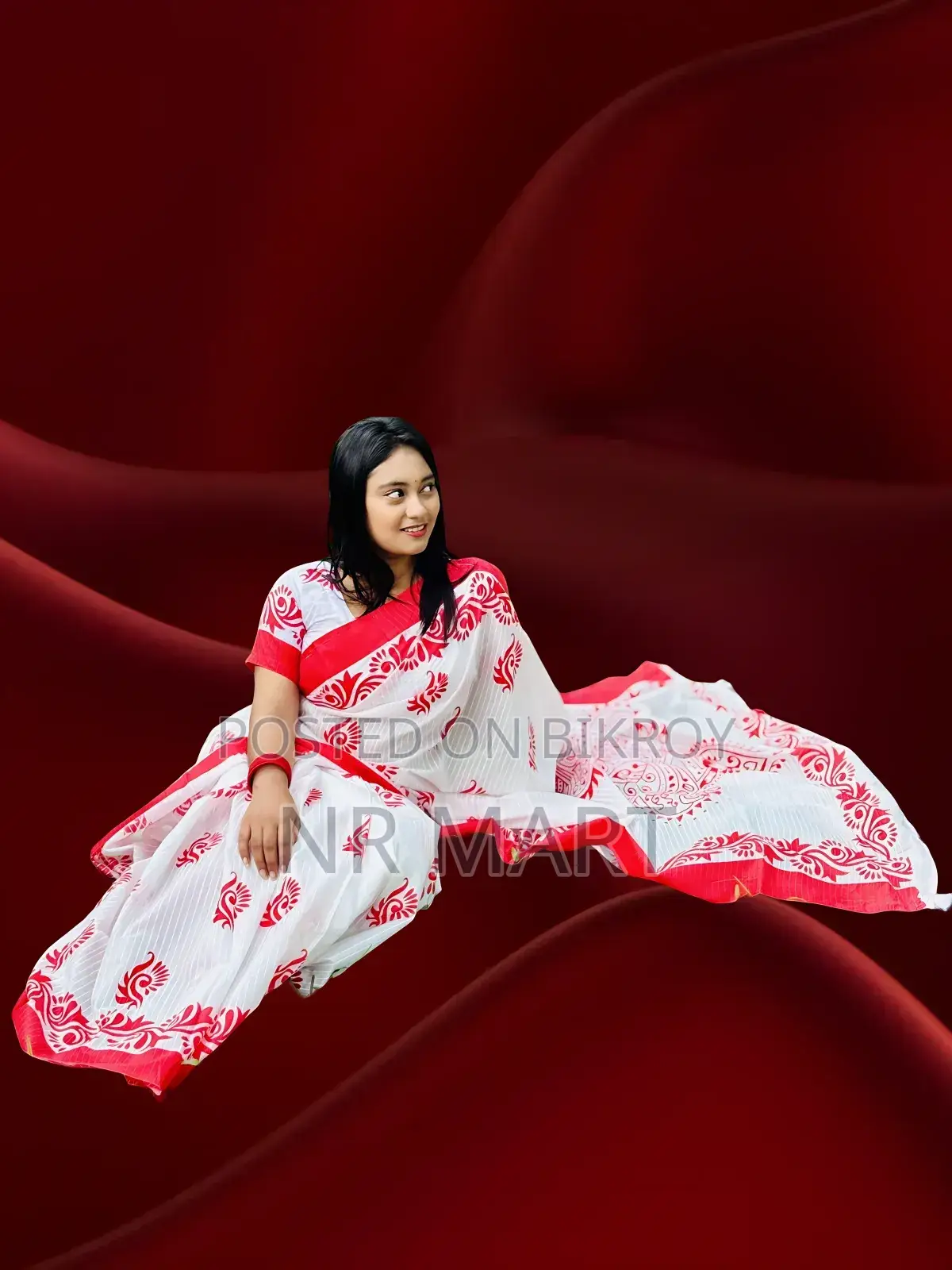 প্রিমিয়াম রেশম সিল্ক শাড়ি (ম্যাচিং ব্লাউজ পিসসহ)