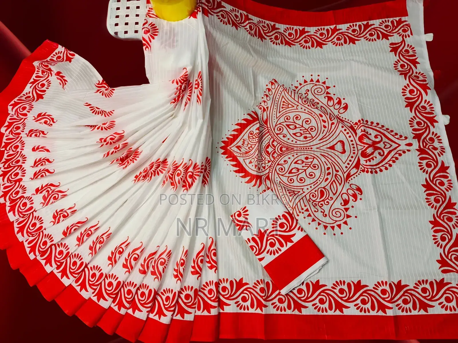  প্রিমিয়াম রেশম সিল্ক শাড়ি (ম্যাচিং ব্লাউজ পিসসহ)