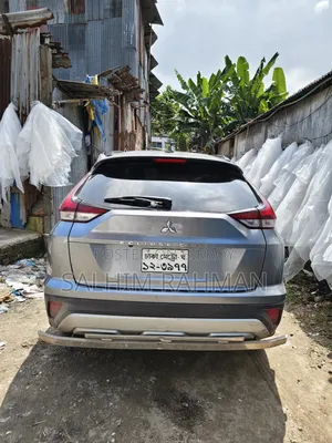 নতুন মিতসুবিশি একলিপস ক্রস ২০২২ ধূসর