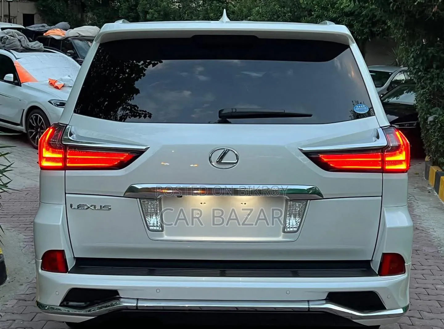 Lexus LX 570 AWD 2019 Off white