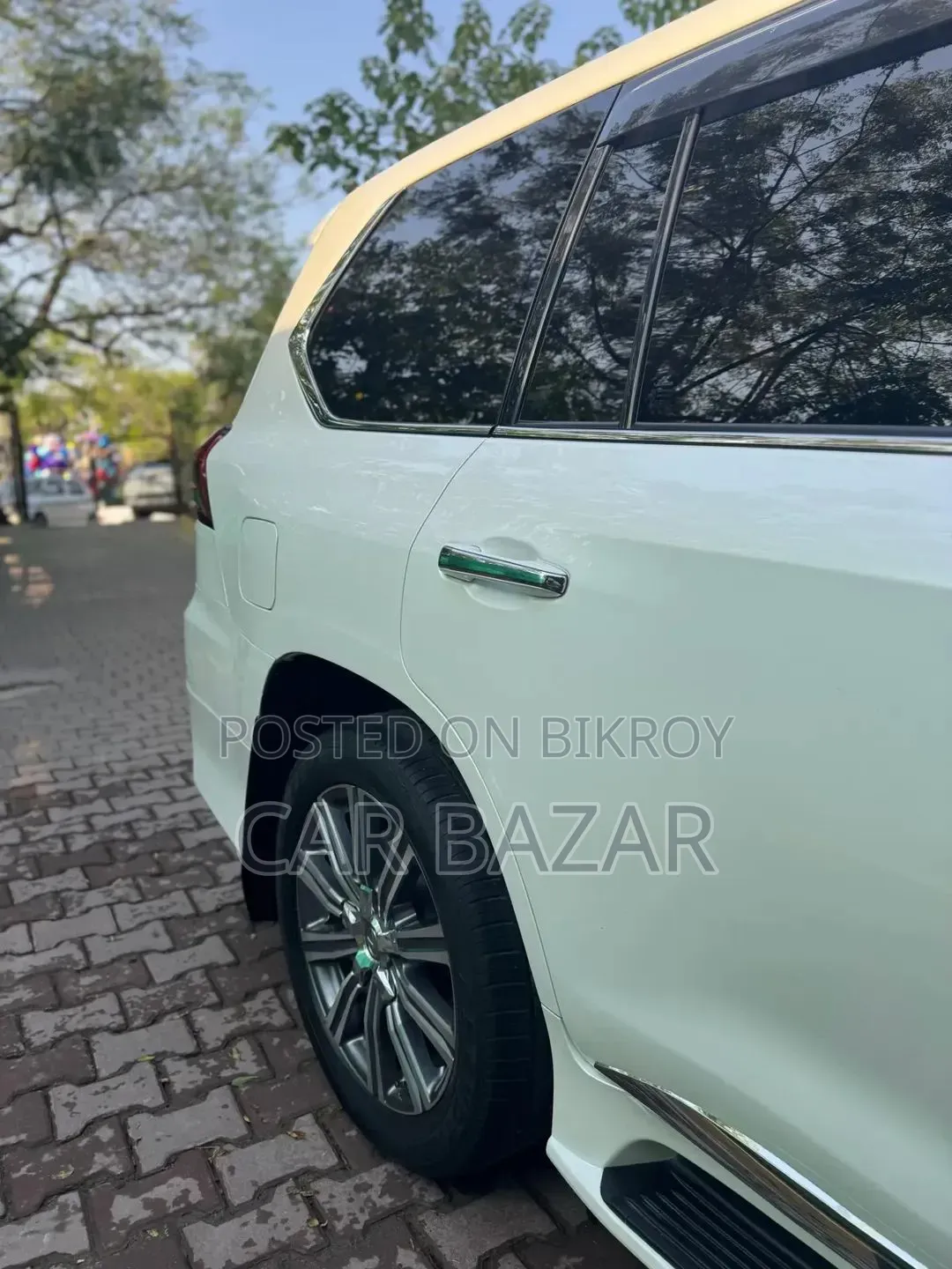 Lexus LX 570 AWD 2019 Off white