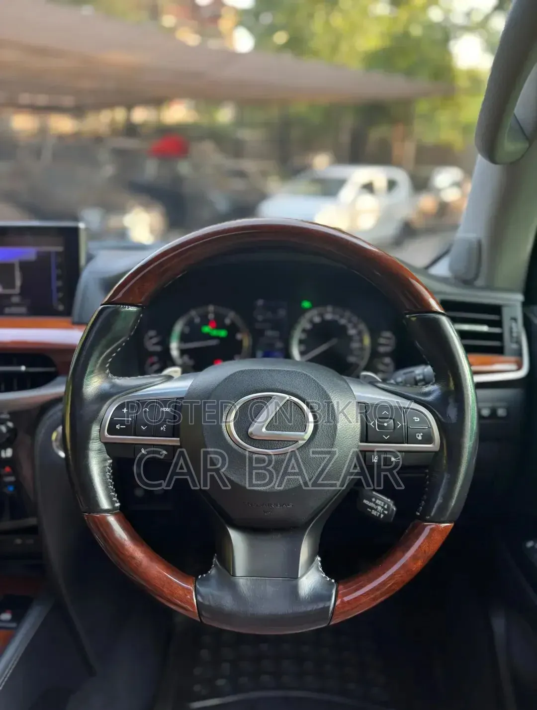 Lexus LX 570 AWD 2019 Off white