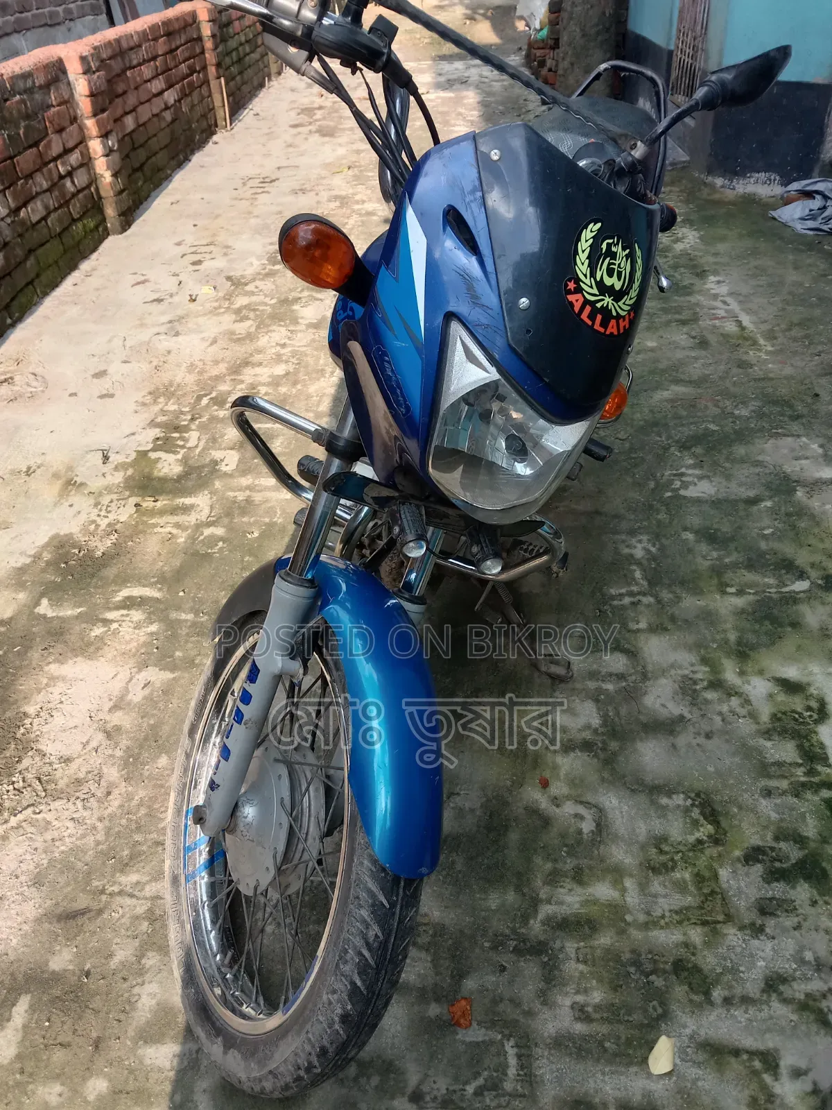 Bajaj 2004 Blue