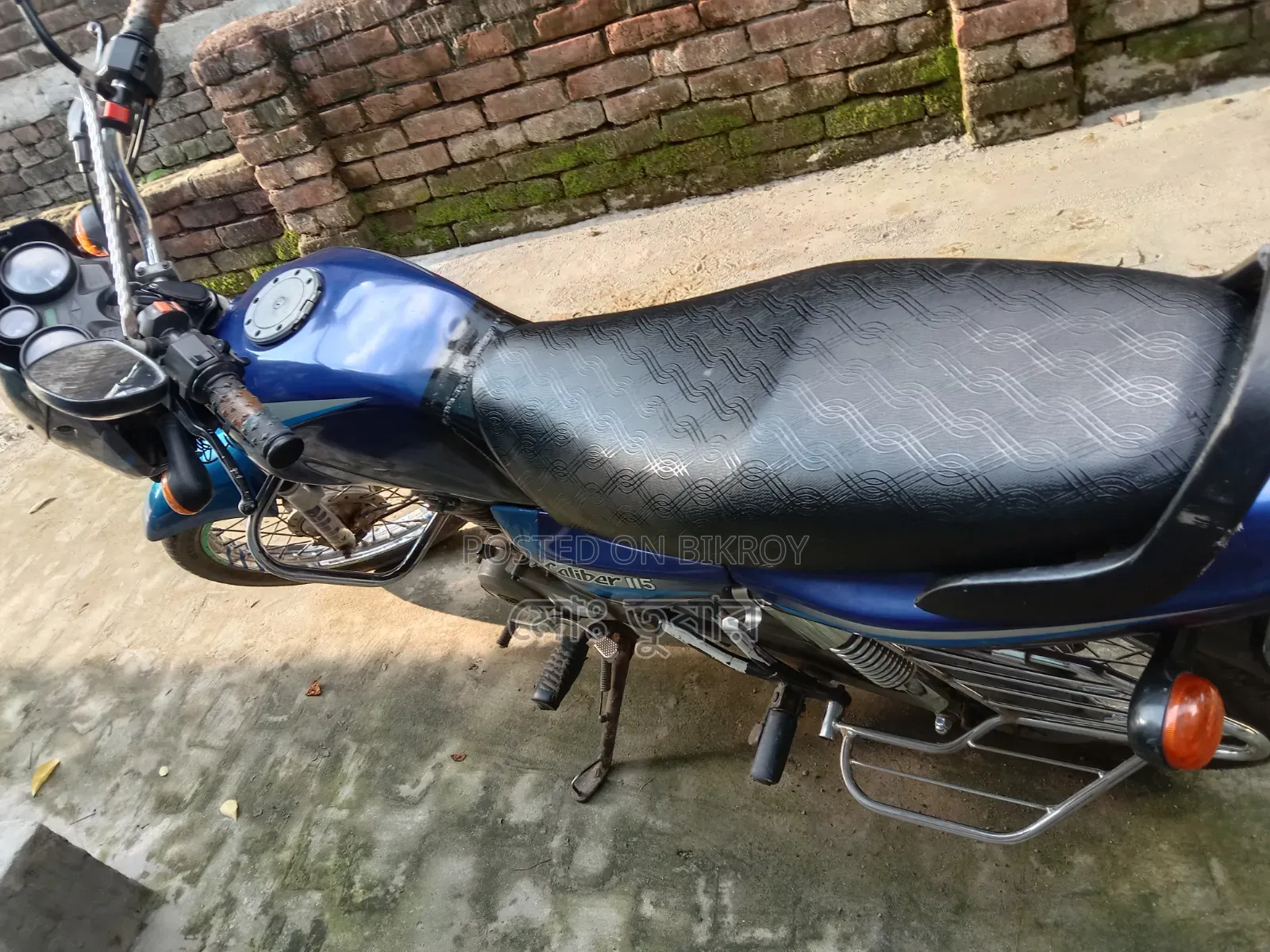 Bajaj 2004 Blue