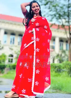 প্রিমিয়াম ধুপিয়ান সিল্ক শাড়ি