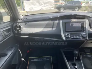 Toyota Corolla Fielder 2021 Silver