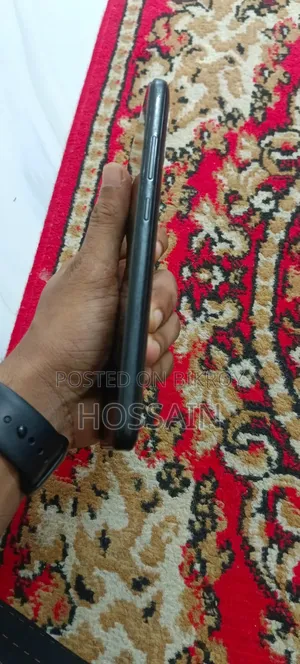 Walton 4 GB Black