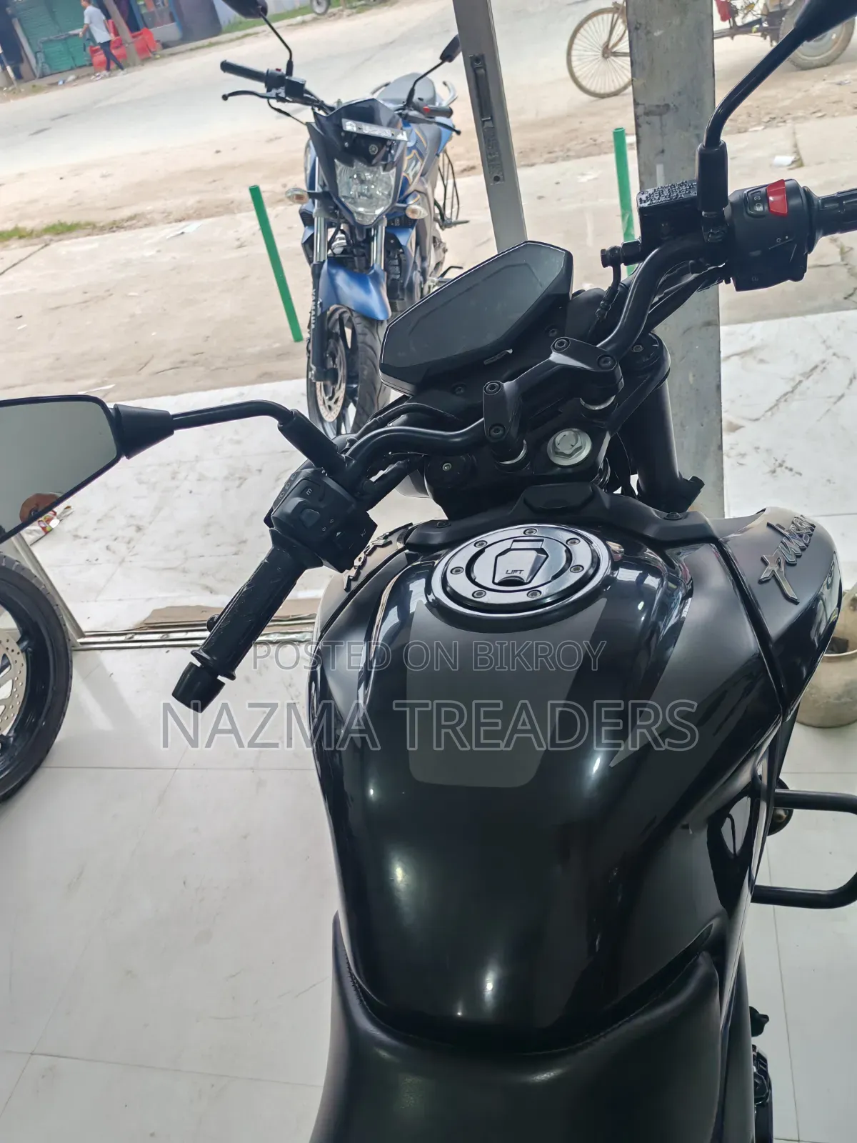 Bajaj Pulsar N160 2026 Black