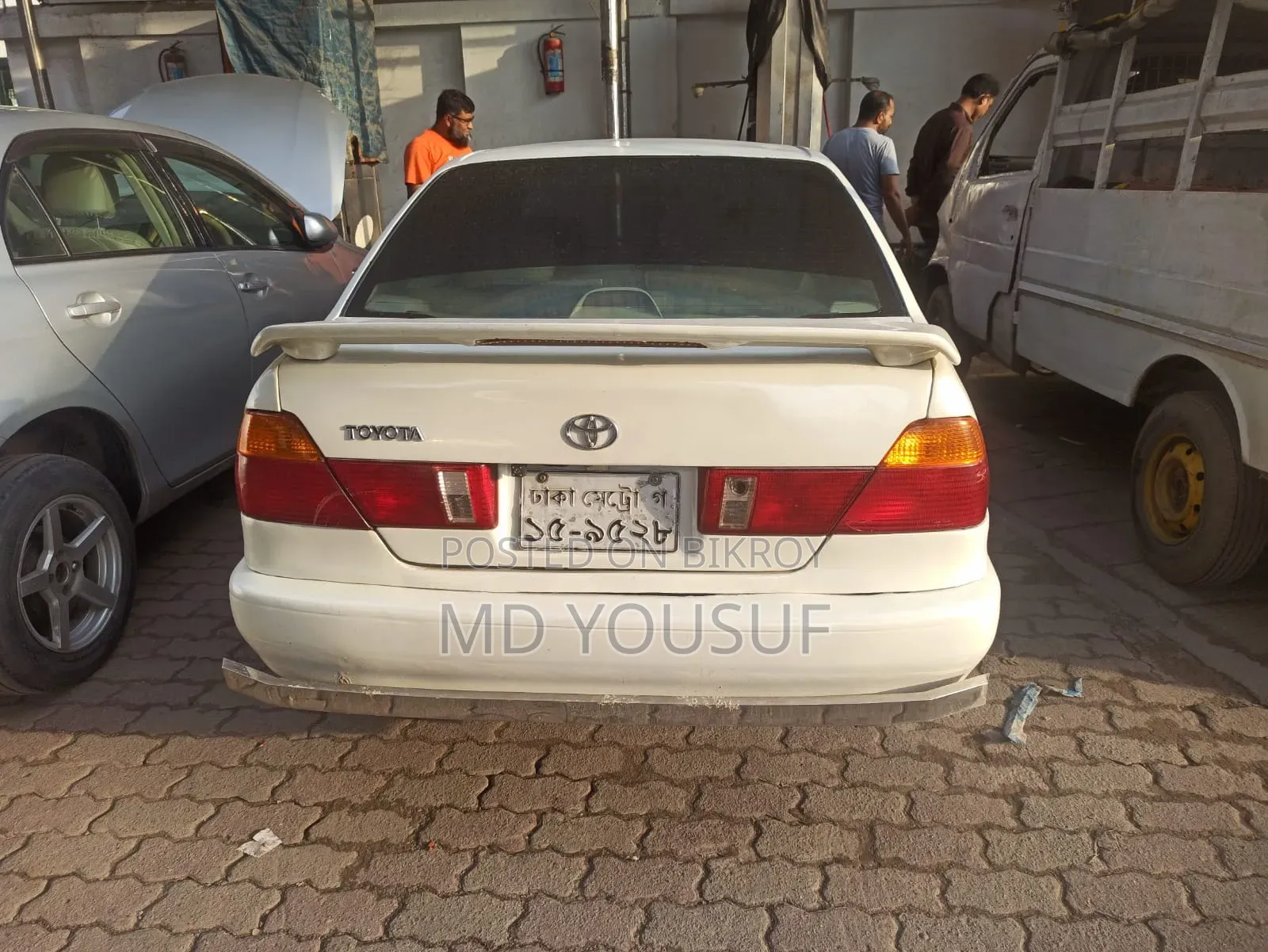 Toyota Sprinter 1999  Gold 