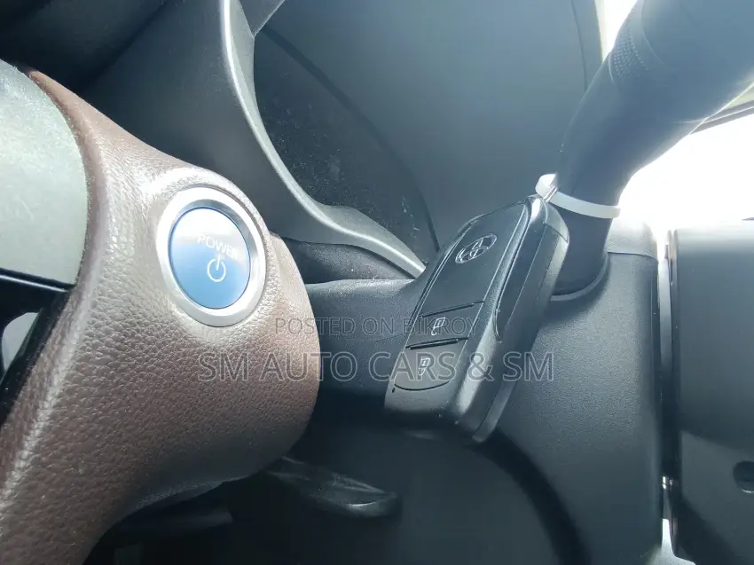 Toyota Yaris Cross 1.5 Hybrid FWD 2021 Pearl